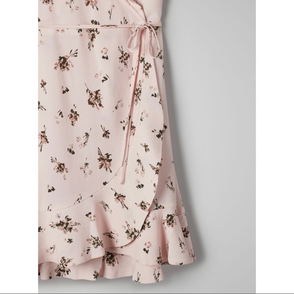 NWT Aritzia Sunday Best ruffle wrap dress - Picture 8 of 8